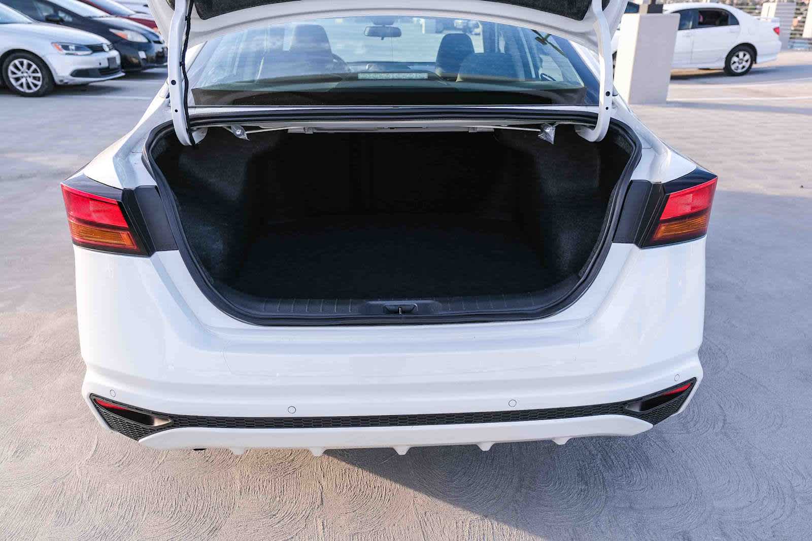 Thumbnail: 2025 Nissan Altima - 26