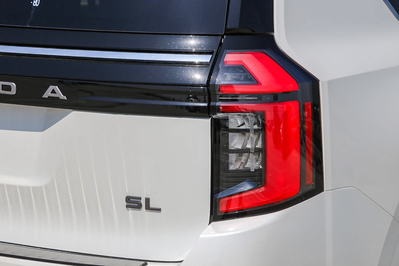 Thumbnail: 2026 Nissan Armada - 9