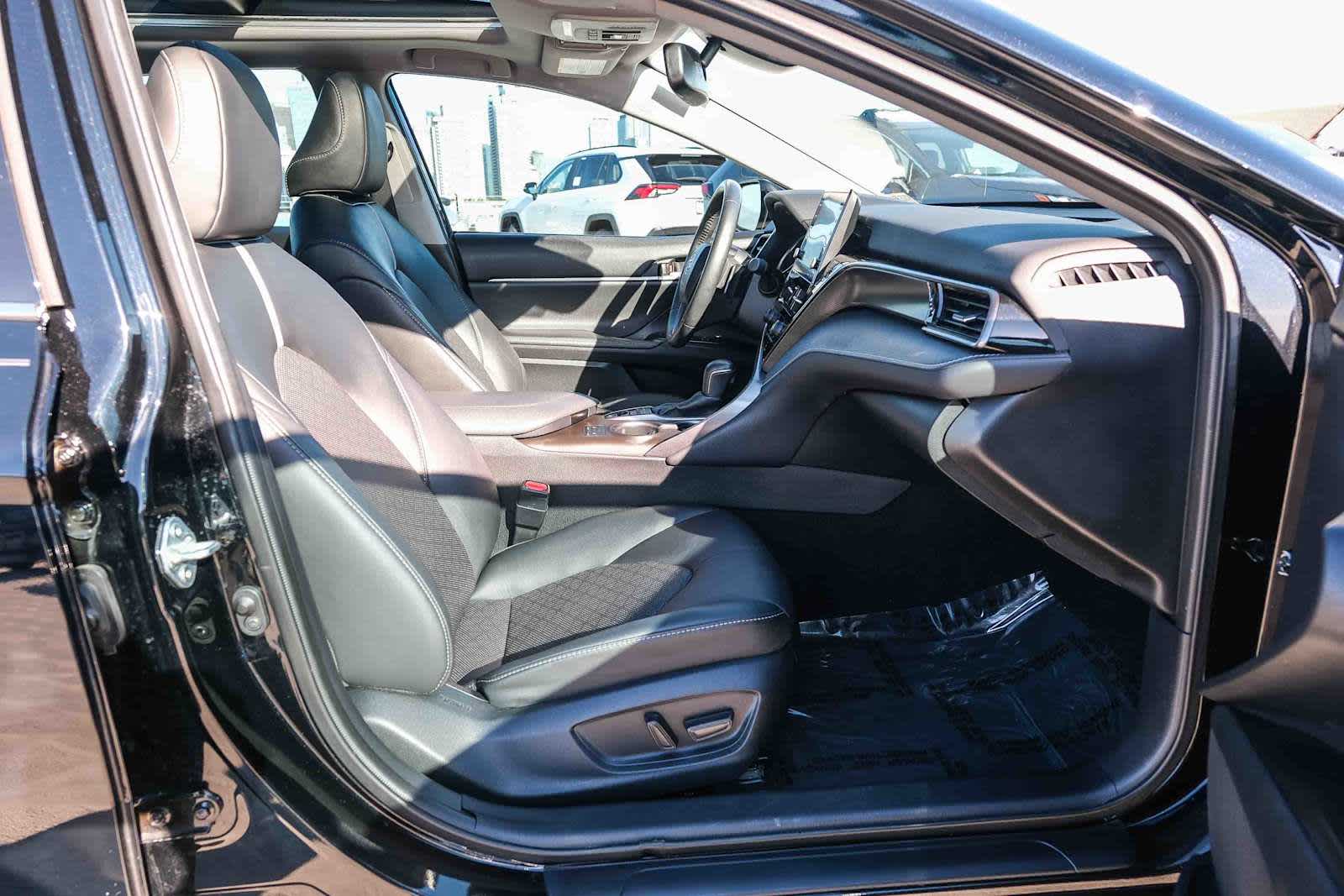 Thumbnail: 2023 Toyota Camry - 15