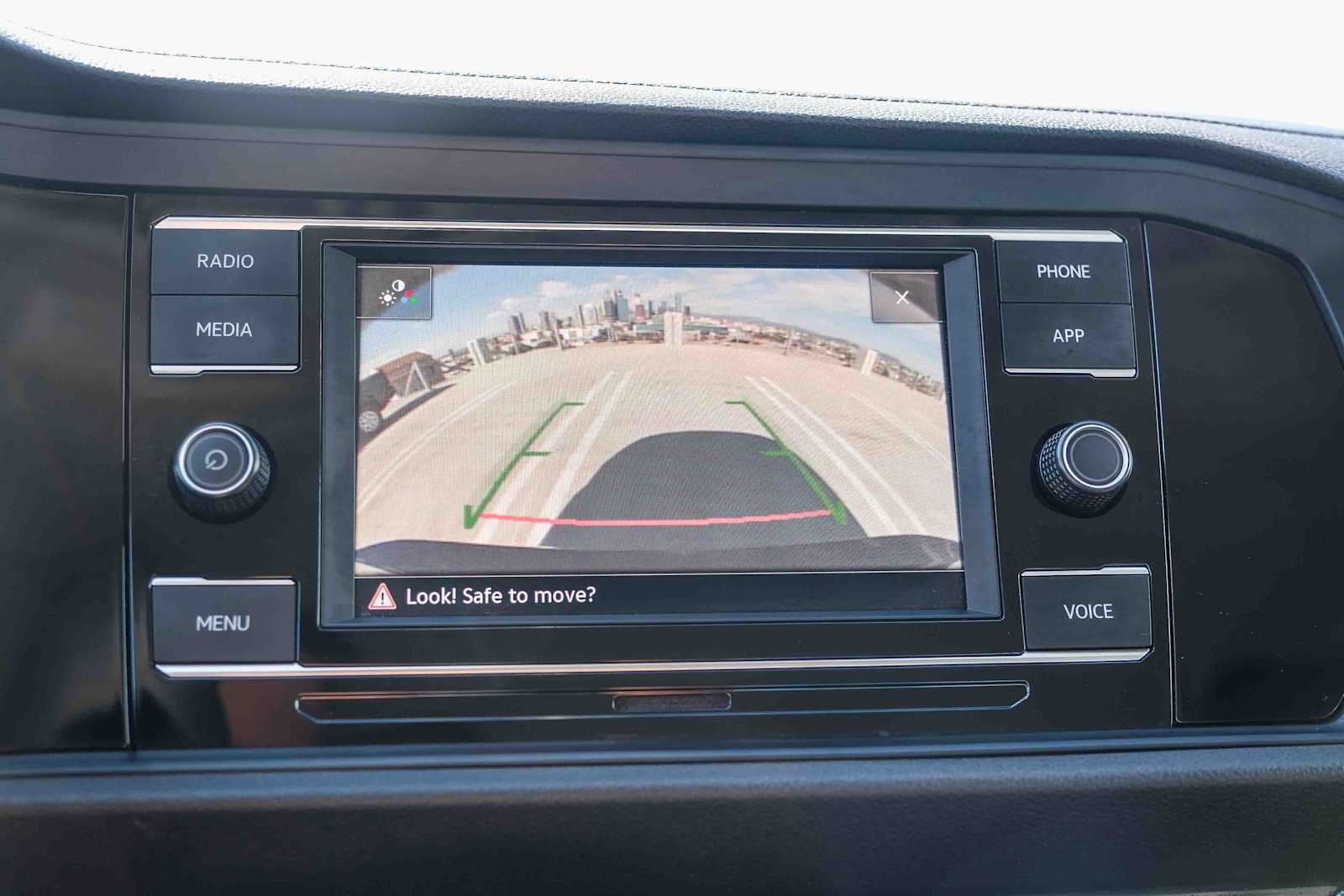 Thumbnail: 2024 Volkswagen Jetta - 25