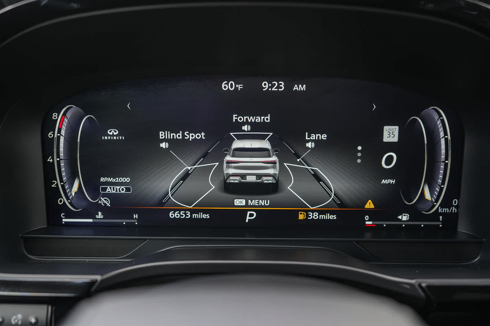 Thumbnail: 2024 INFINITI QX60 - 24