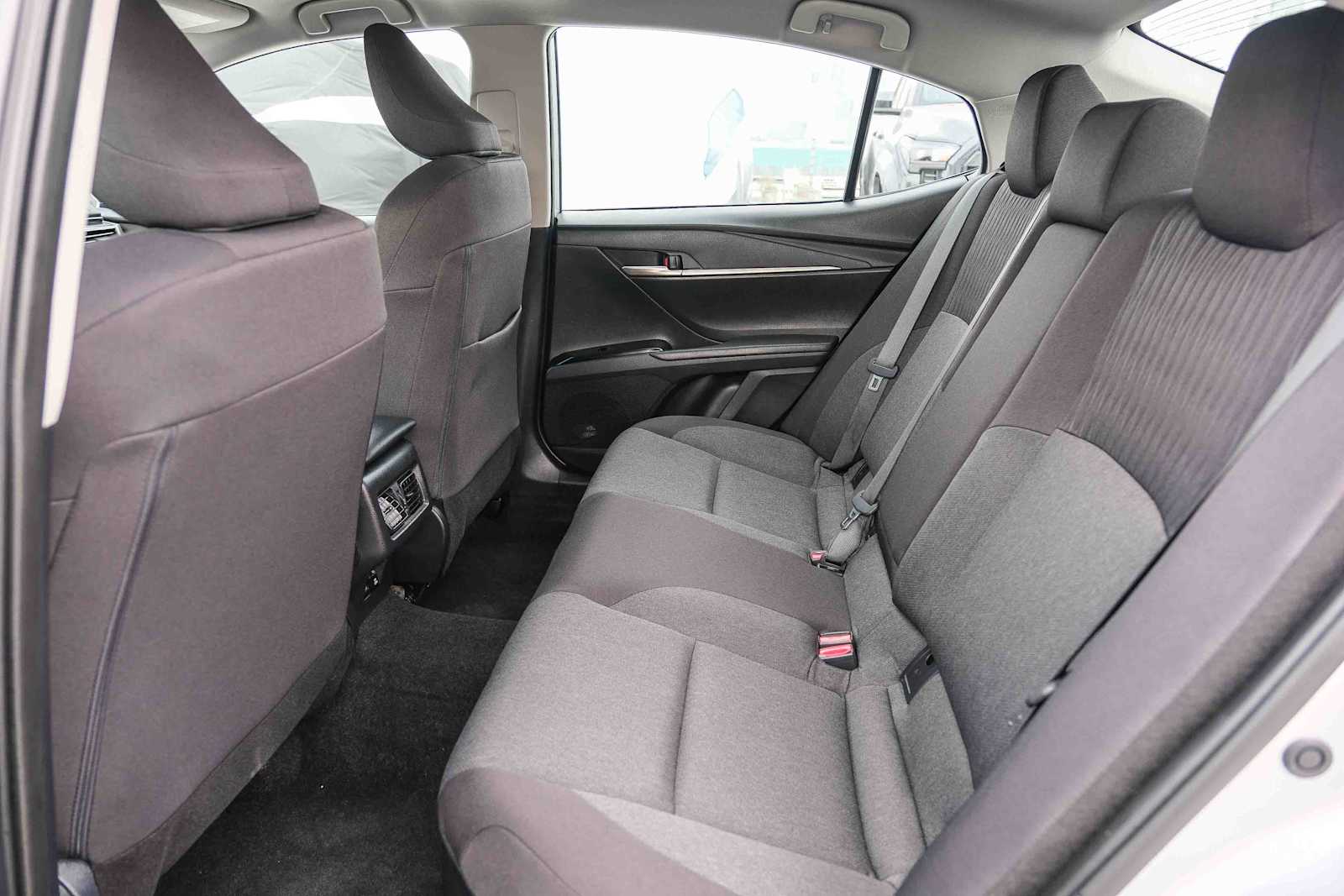 Thumbnail: 2025 Toyota Camry - 18