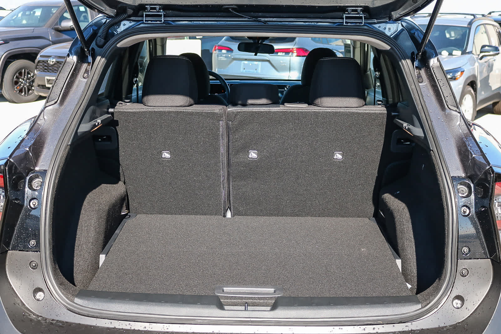 Thumbnail: 2026 Nissan Kicks - 12