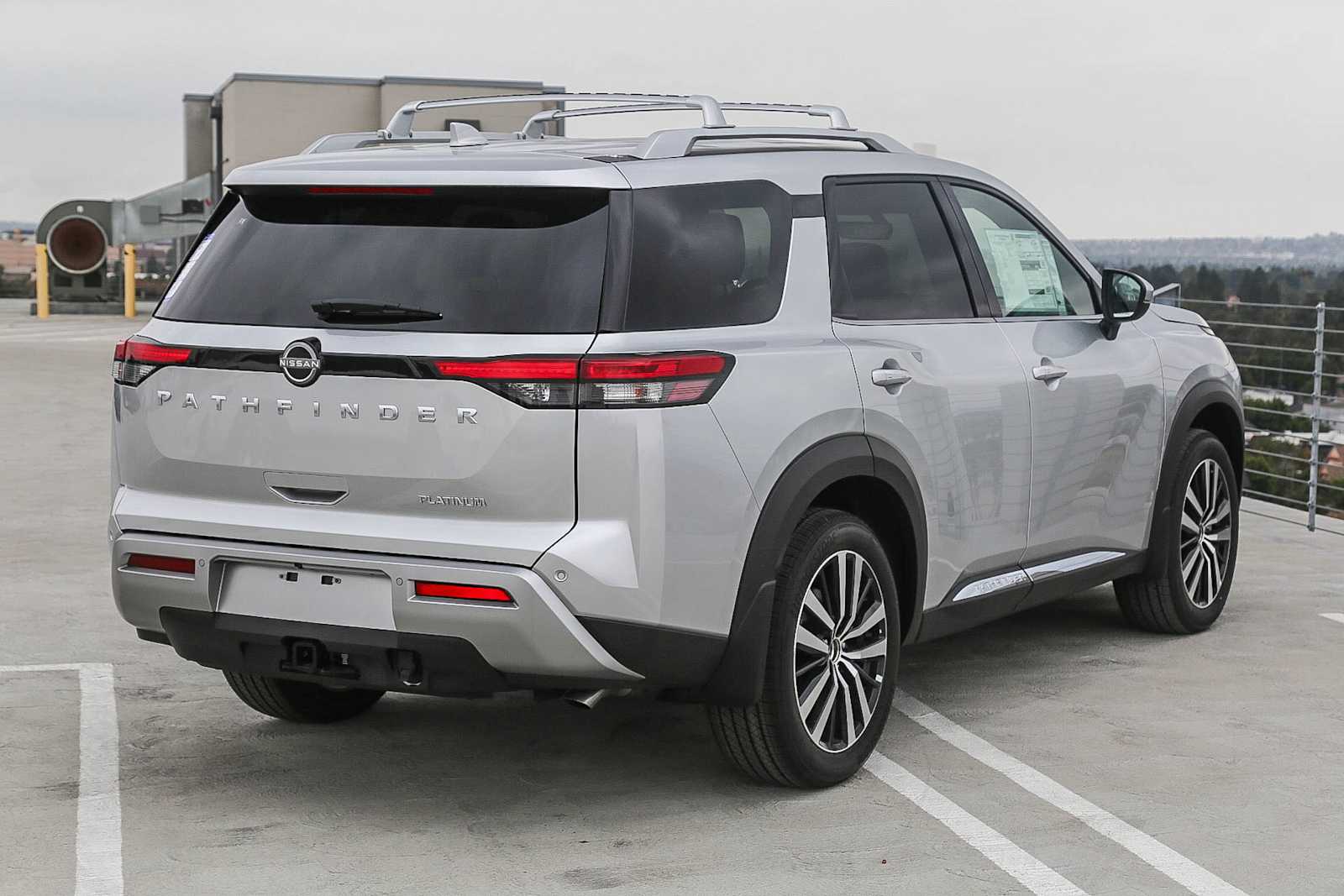Thumbnail: 2025 Nissan Pathfinder - 4