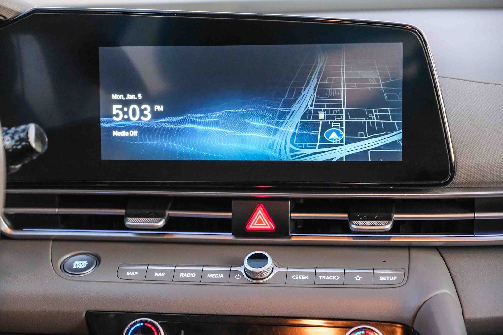 Thumbnail: 2025 Hyundai Elantra - 14