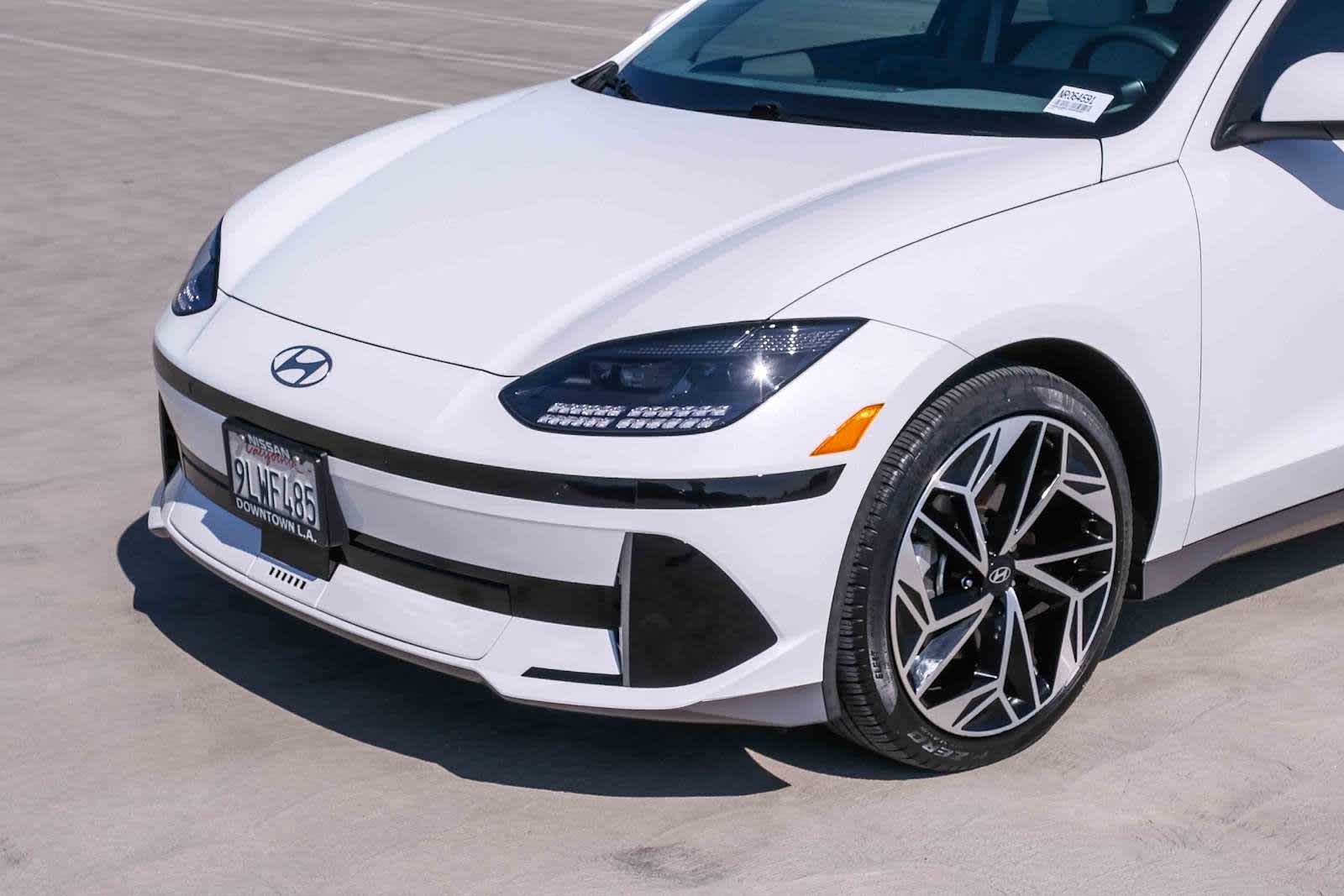 Thumbnail: 2024 Hyundai Ioniq 6 - 11