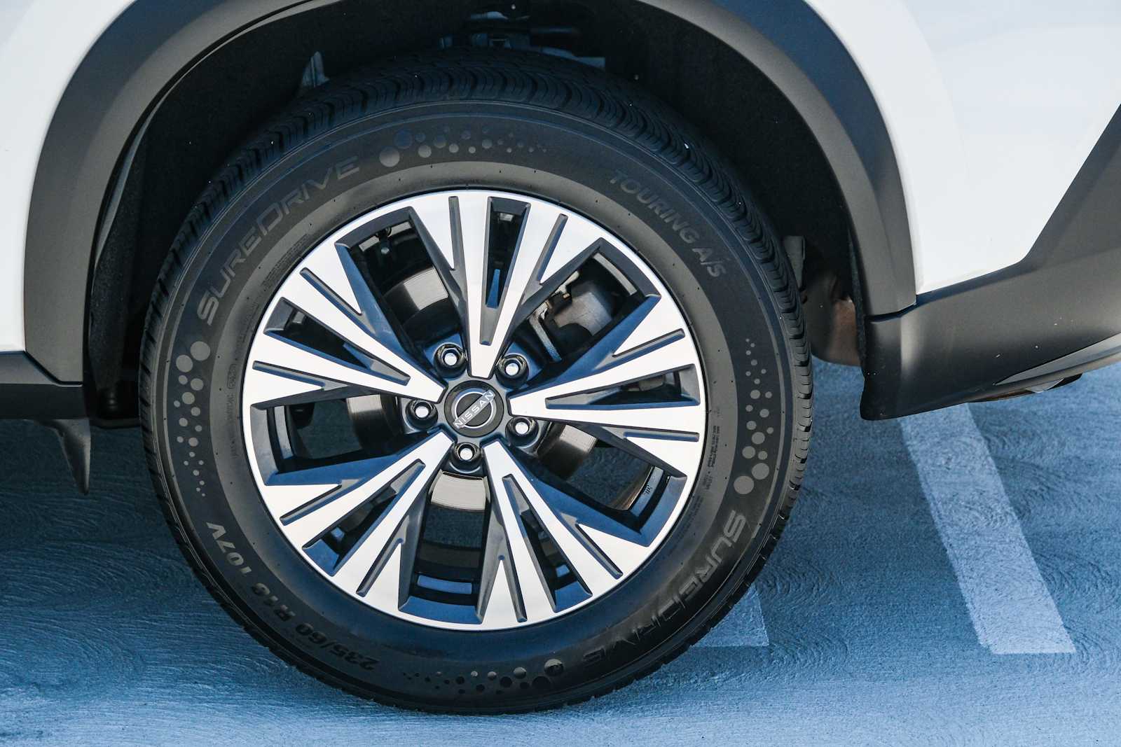 Thumbnail: 2023 Nissan Rogue - 8