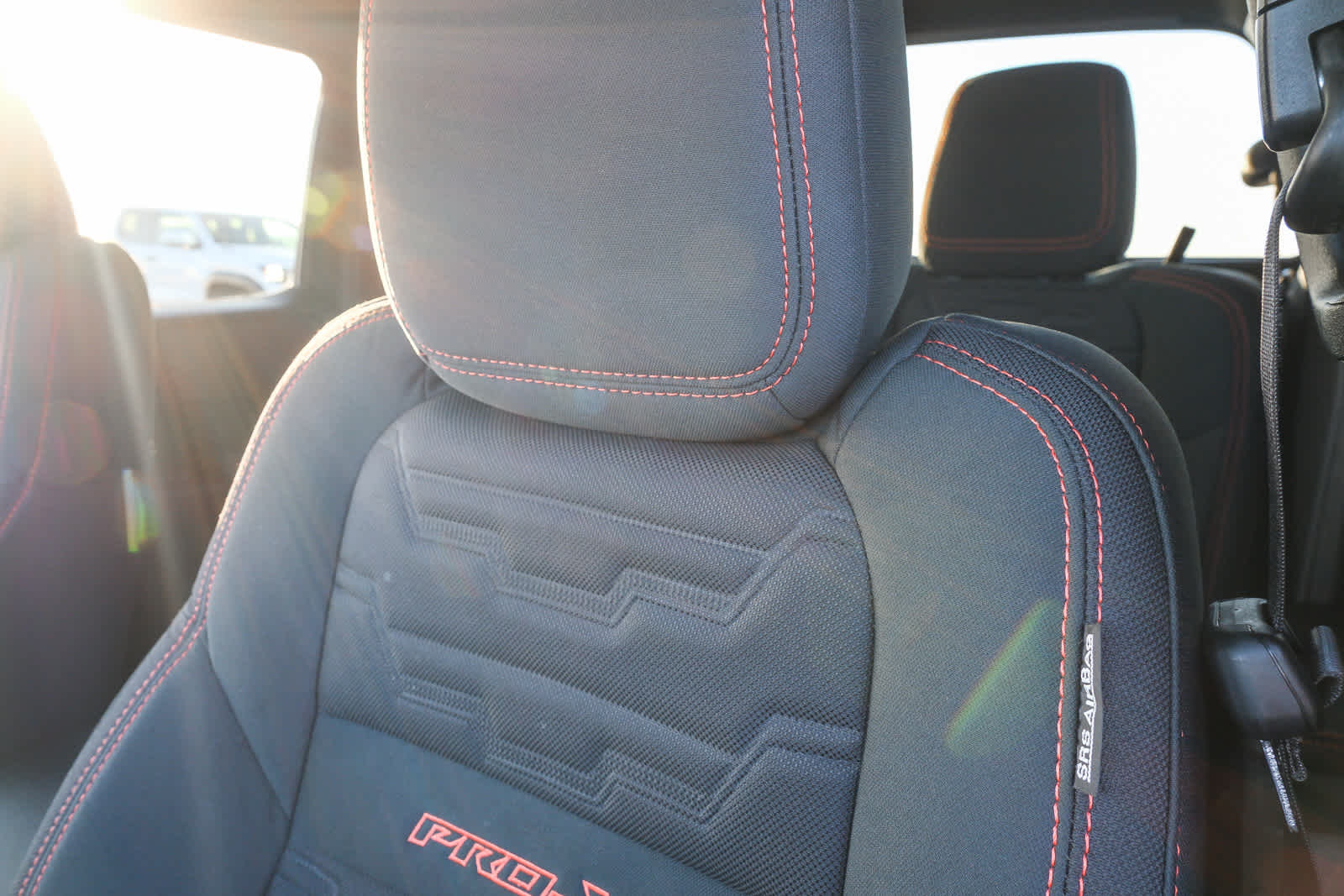 Thumbnail: 2023 Nissan Frontier - 21