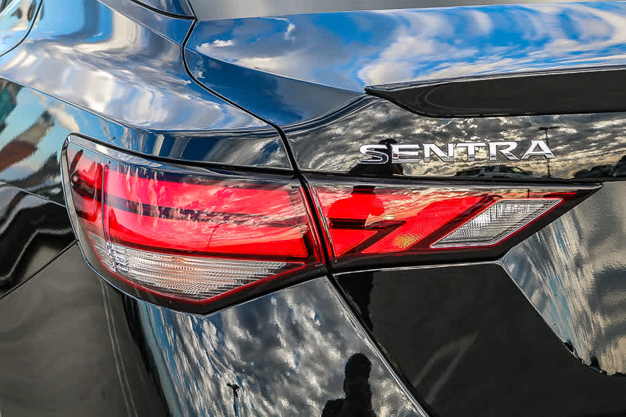 Thumbnail: 2025 Nissan Sentra - 9