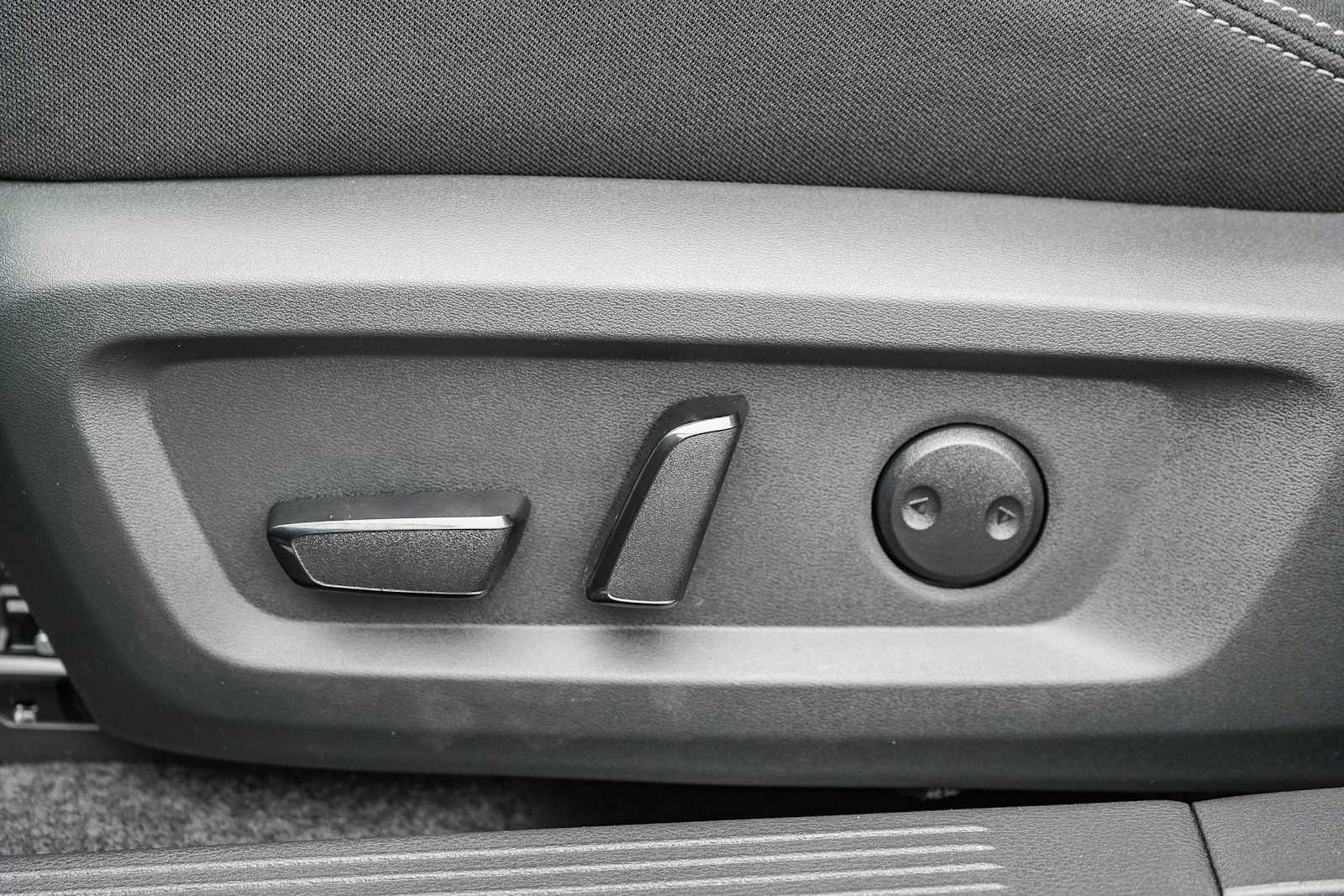 Thumbnail: 2026 Nissan Rogue - 22