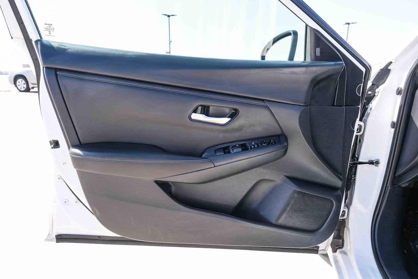 Thumbnail: 2023 Nissan Sentra - 22