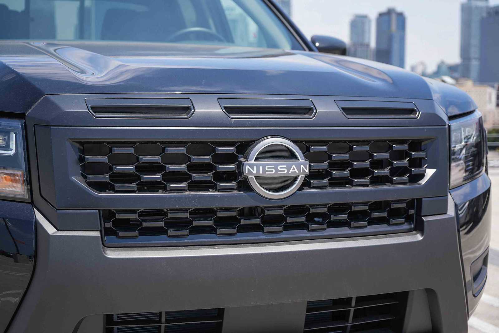 Thumbnail: 2026 Nissan Frontier - 5
