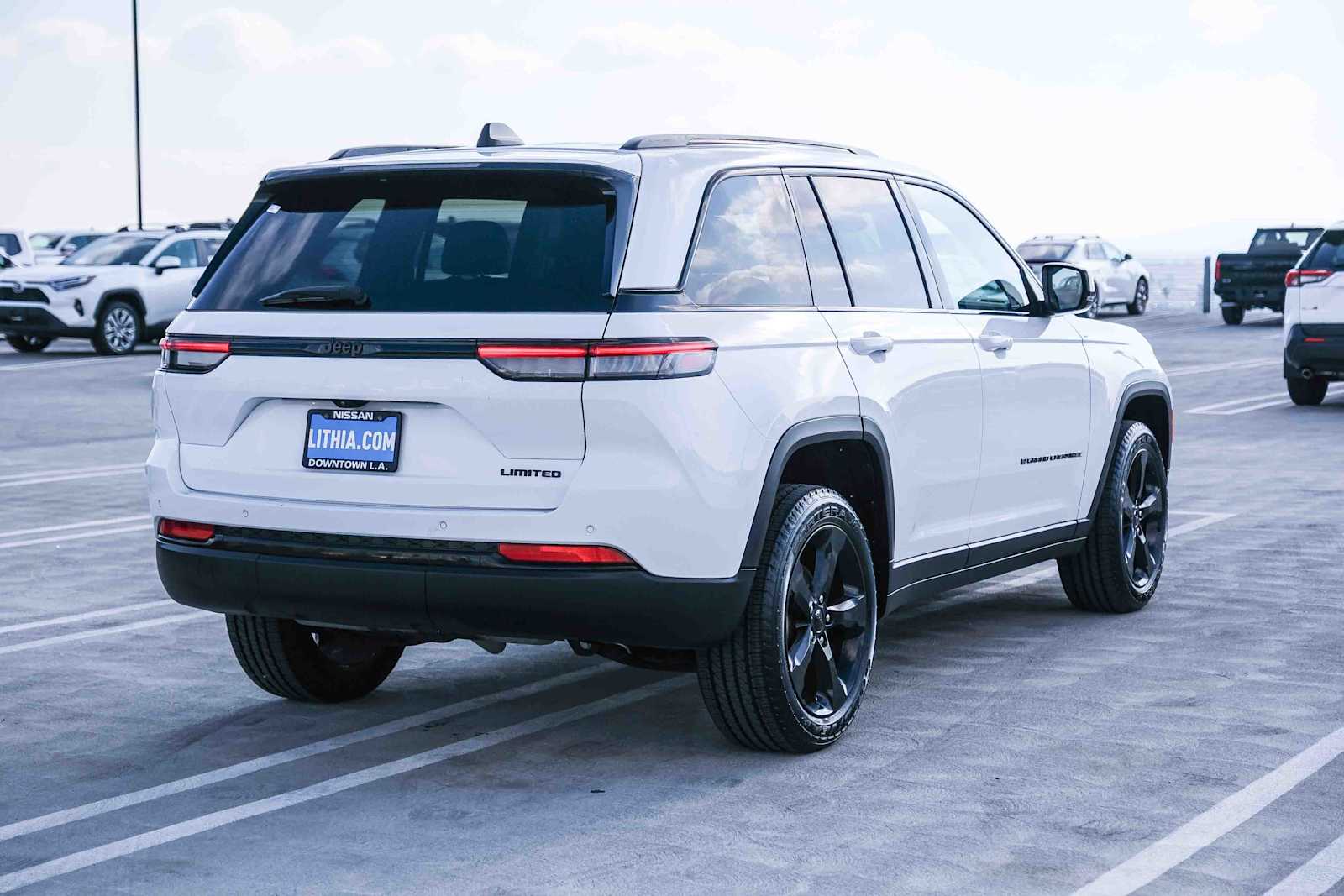 Thumbnail: 2023 Jeep Grand Cherokee - 4