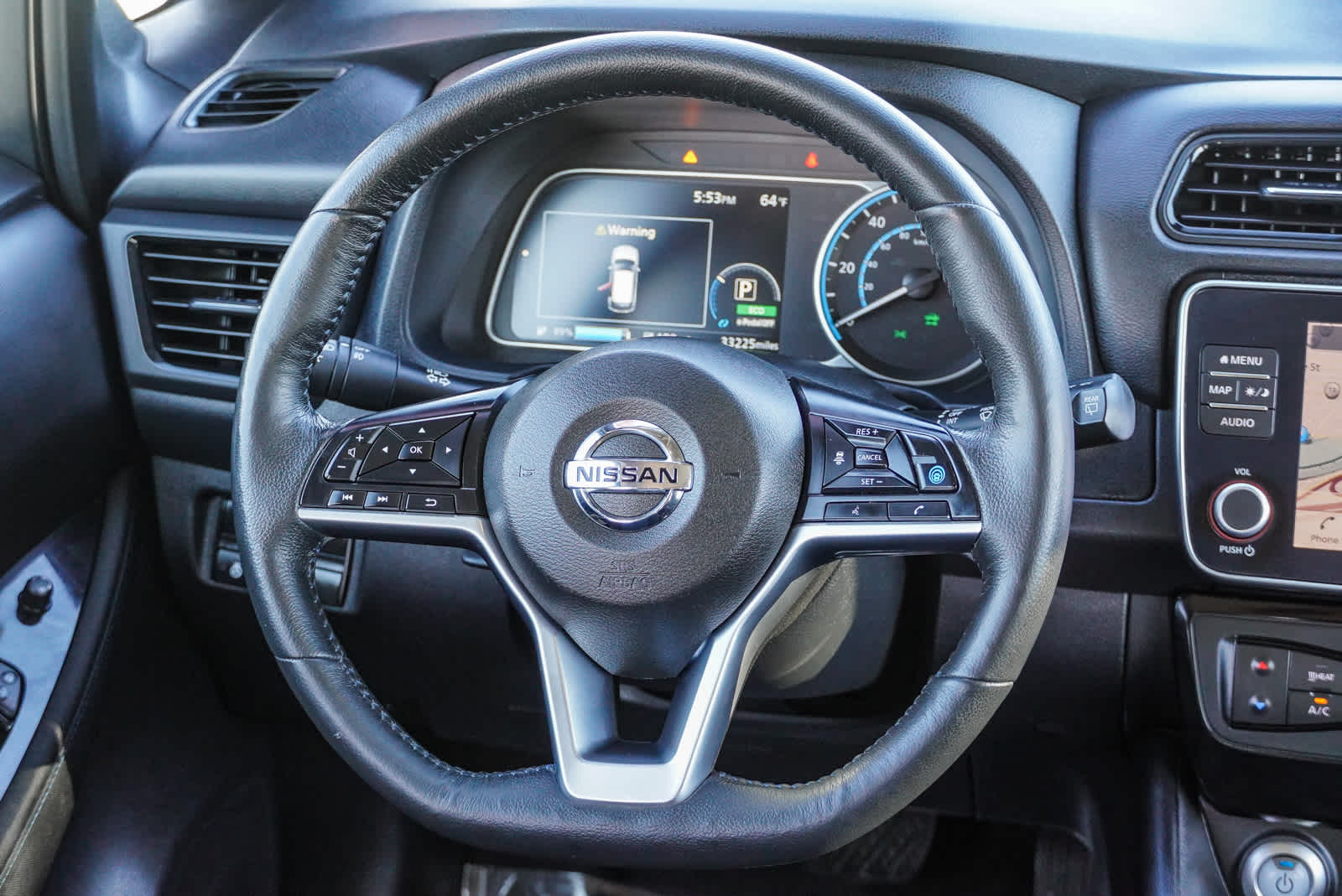 Thumbnail: 2020 Nissan Leaf - 16