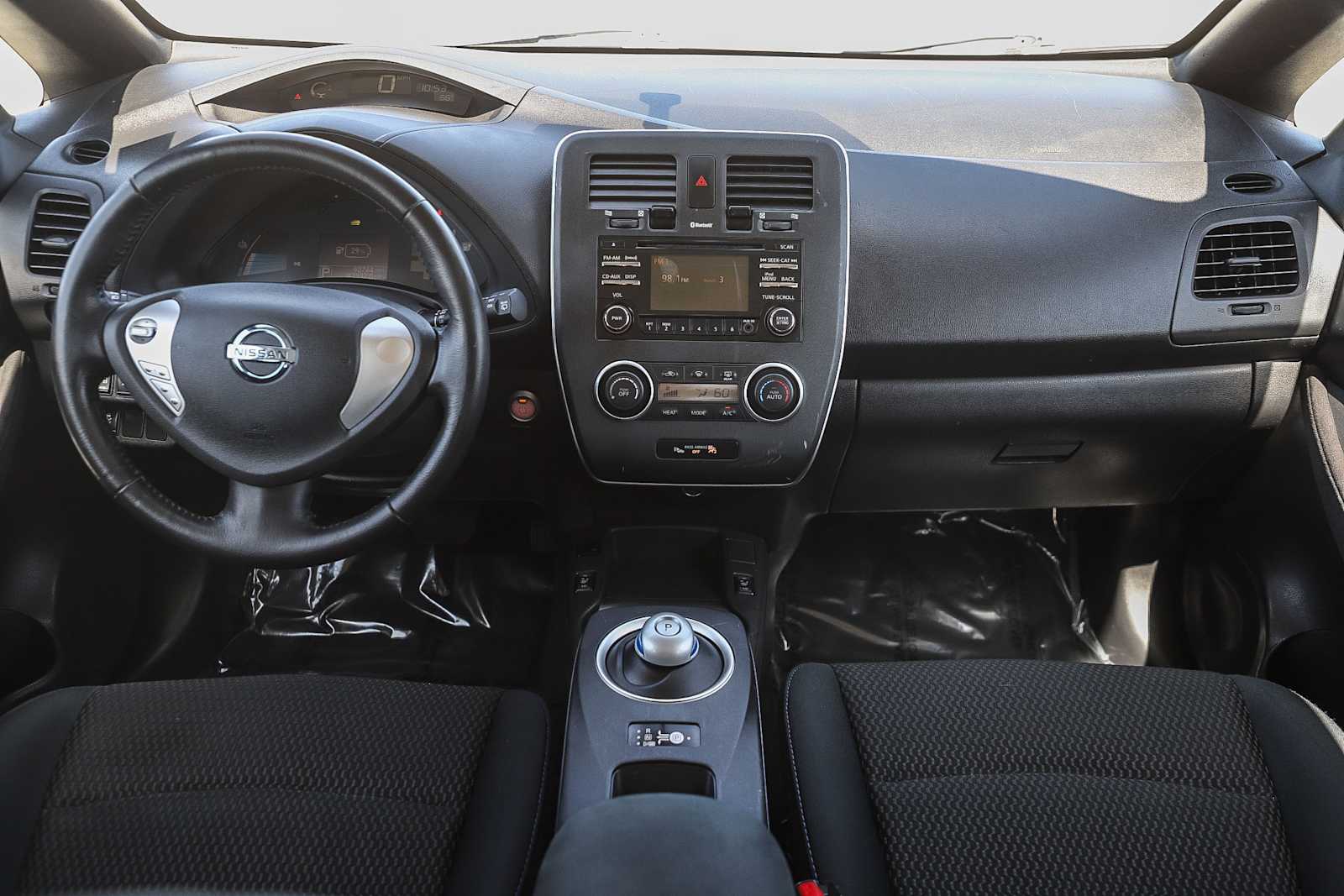 Thumbnail: 2013 Nissan Leaf - 13