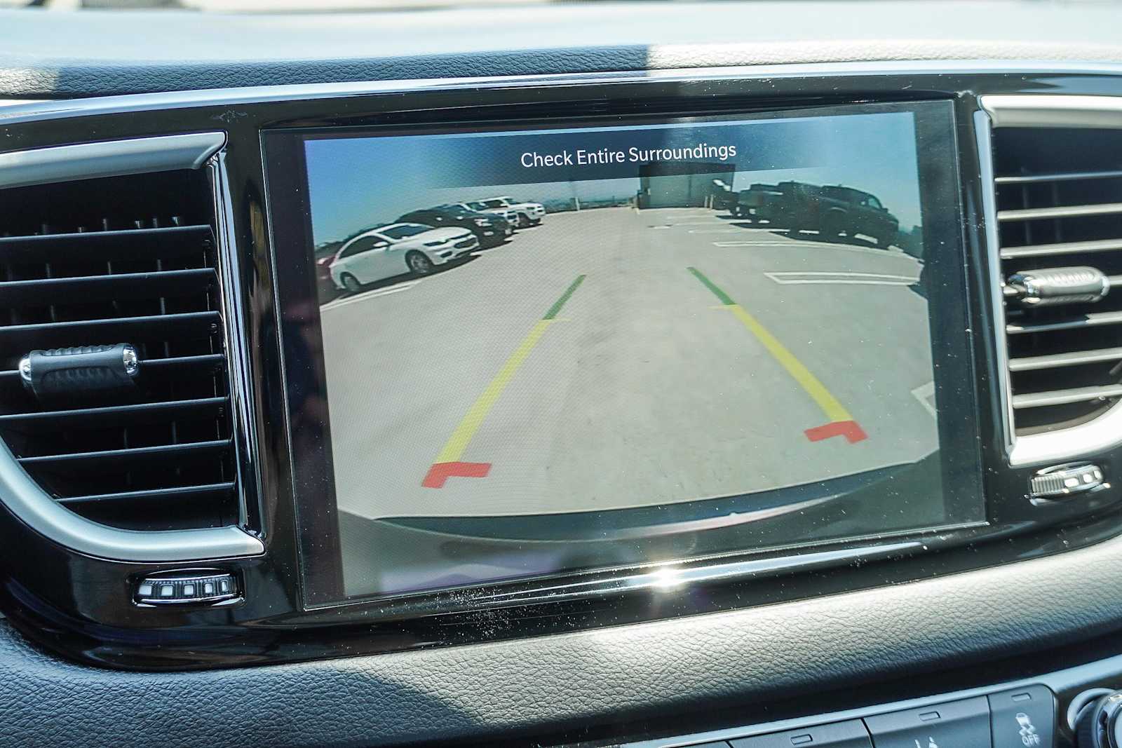 2023 Chrysler Pacifica Touring L 26