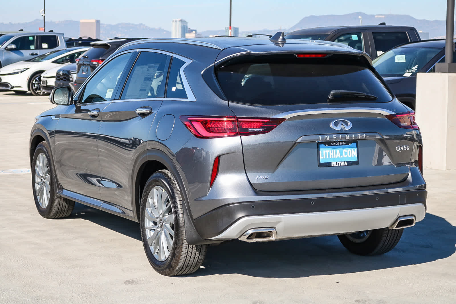 Thumbnail: 2025 INFINITI QX50 - 8