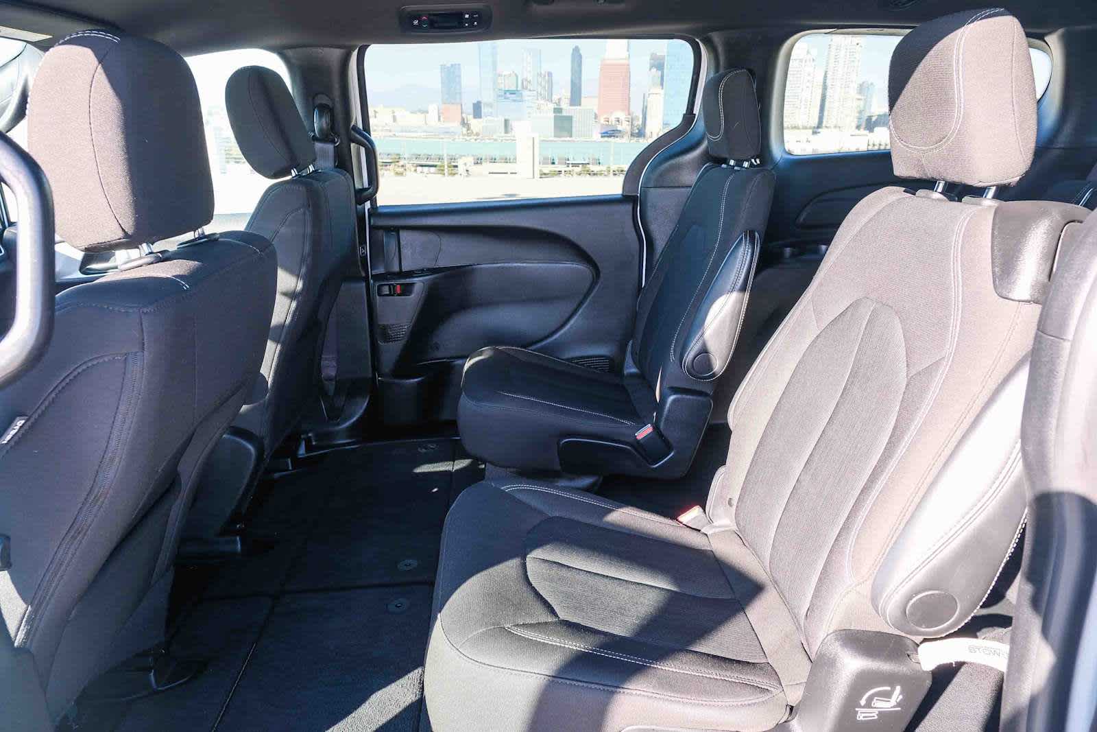 Thumbnail: 2024 Chrysler Pacifica - 17