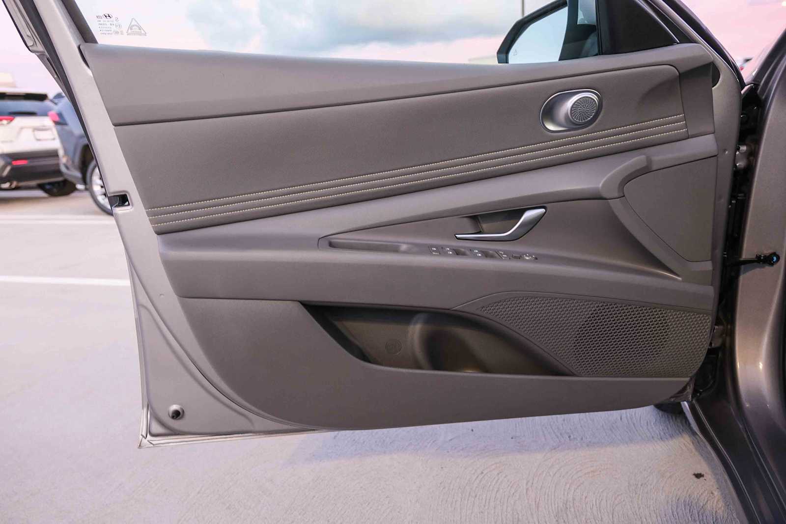 Thumbnail: 2025 Hyundai Elantra - 21