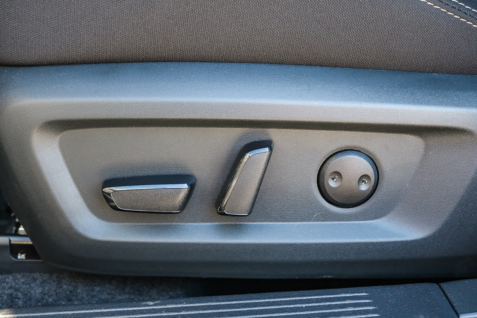 Thumbnail: 2026 Nissan Rogue - 22