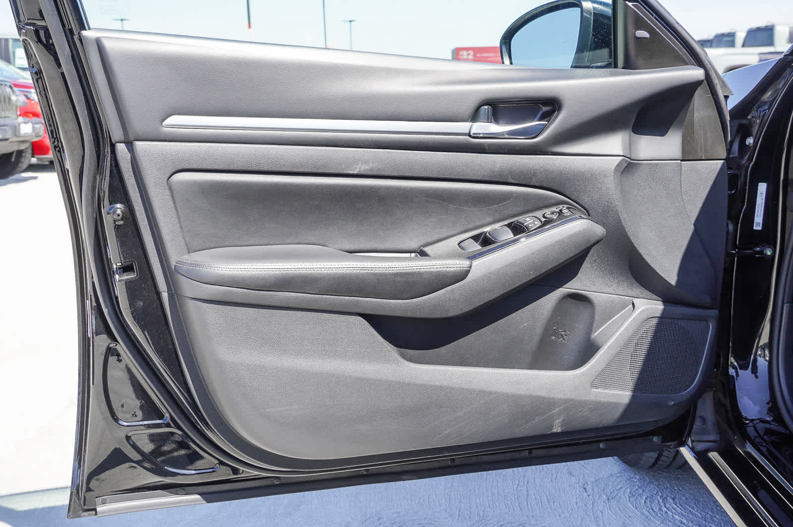 Thumbnail: 2023 Nissan Altima - 20