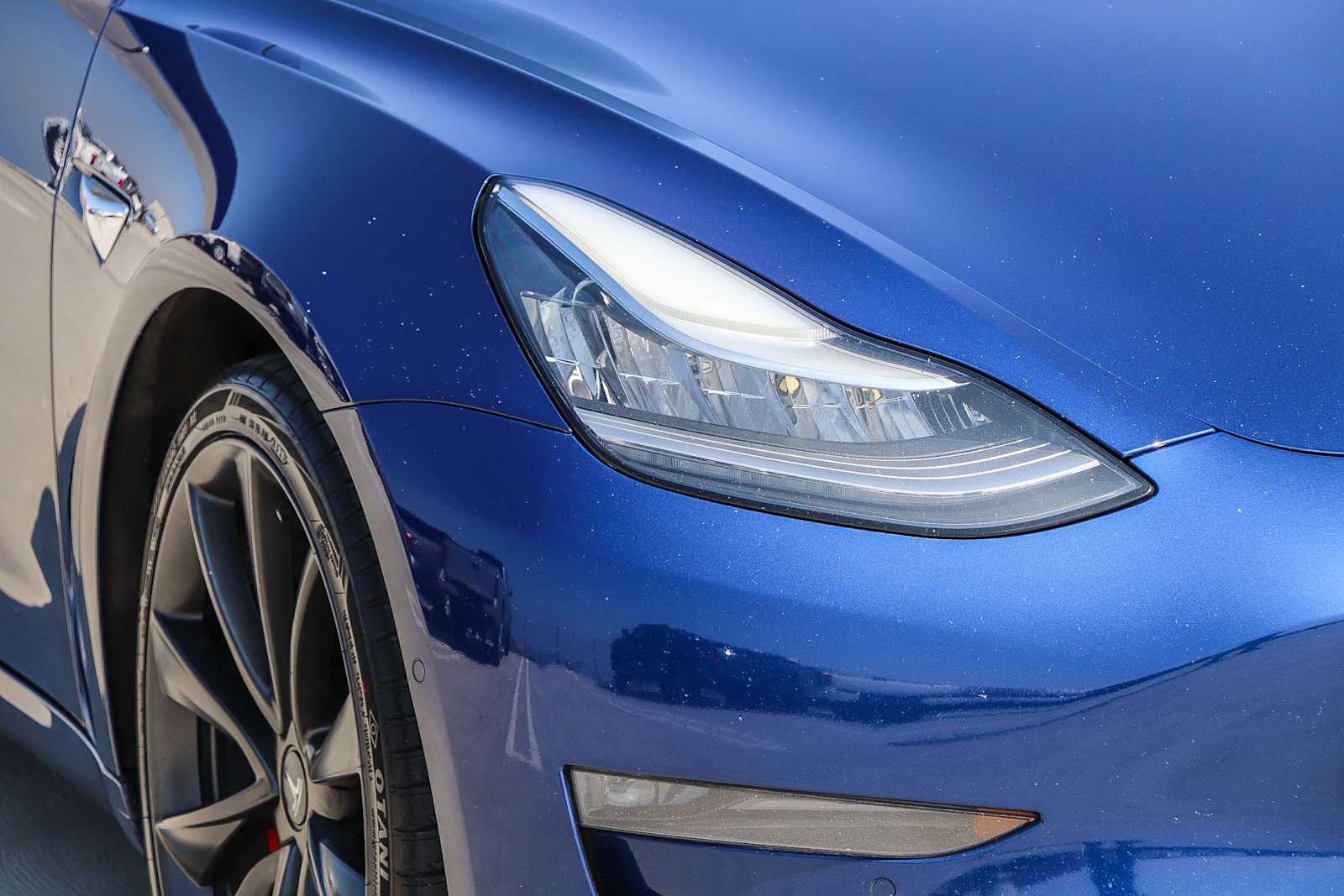 Thumbnail: 2020 Tesla Model 3 - 4