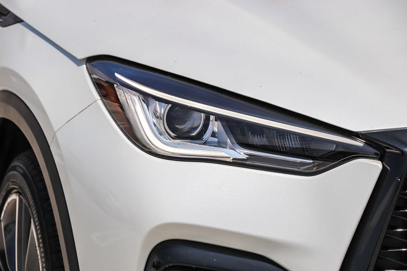 Thumbnail: 2025 INFINITI QX50 - 3
