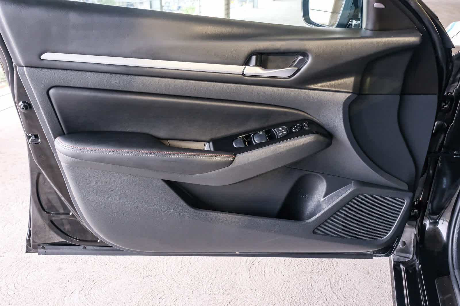 Thumbnail: 2025 Nissan Altima - 23