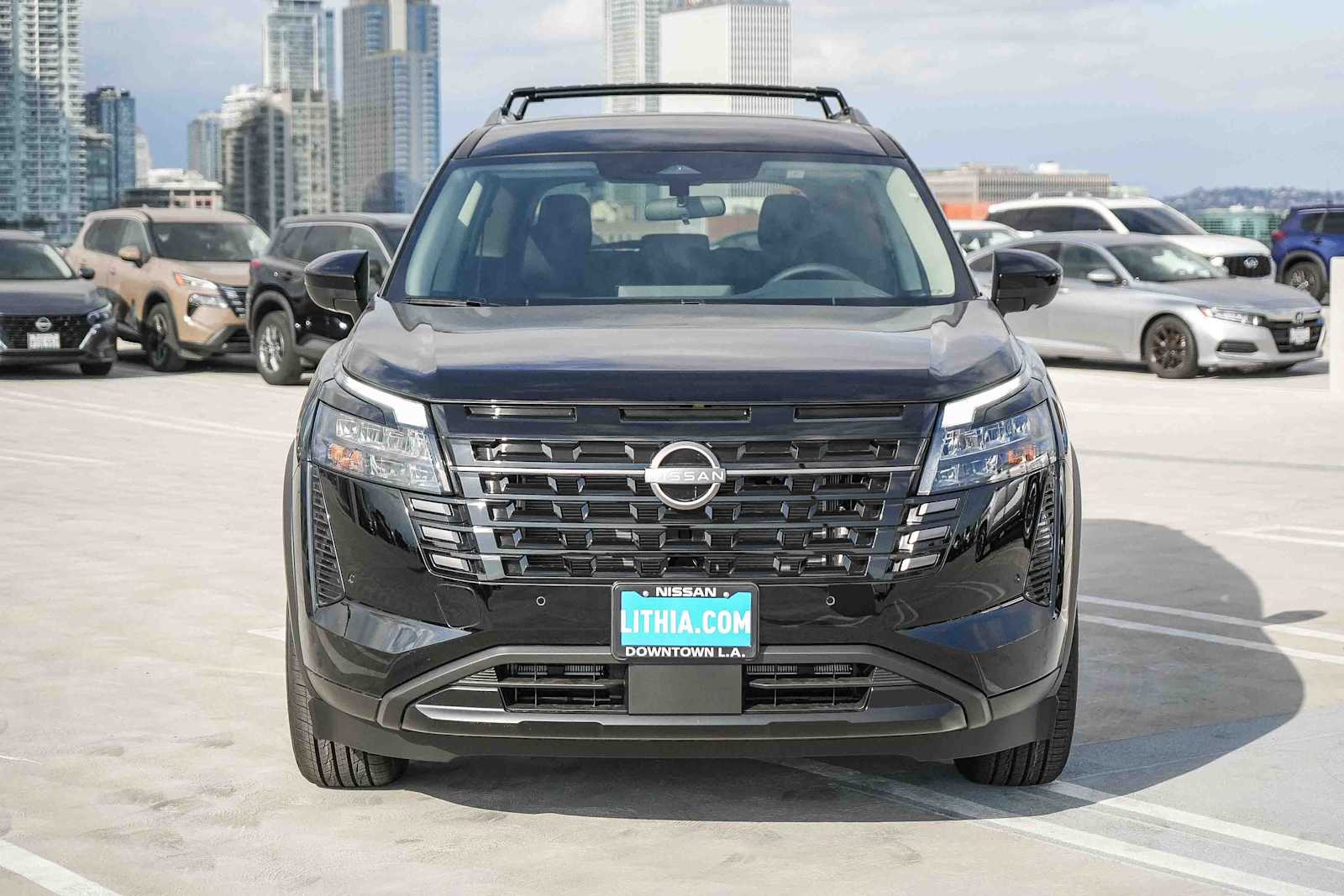 Thumbnail: 2026 Nissan Pathfinder - 2