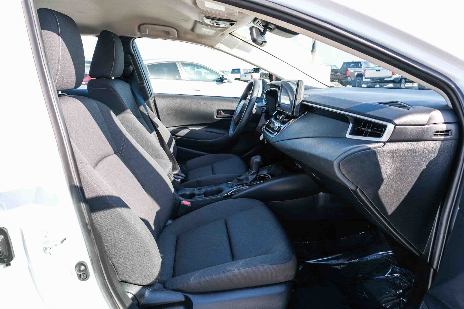Thumbnail: 2025 Toyota Corolla - 18