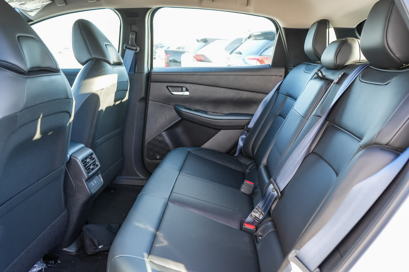 Thumbnail: 2026 Nissan Leaf - 20