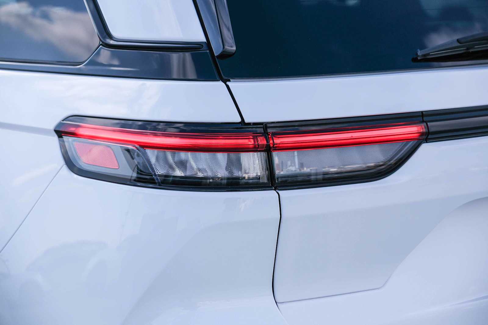 Thumbnail: 2023 Jeep Grand Cherokee - 7