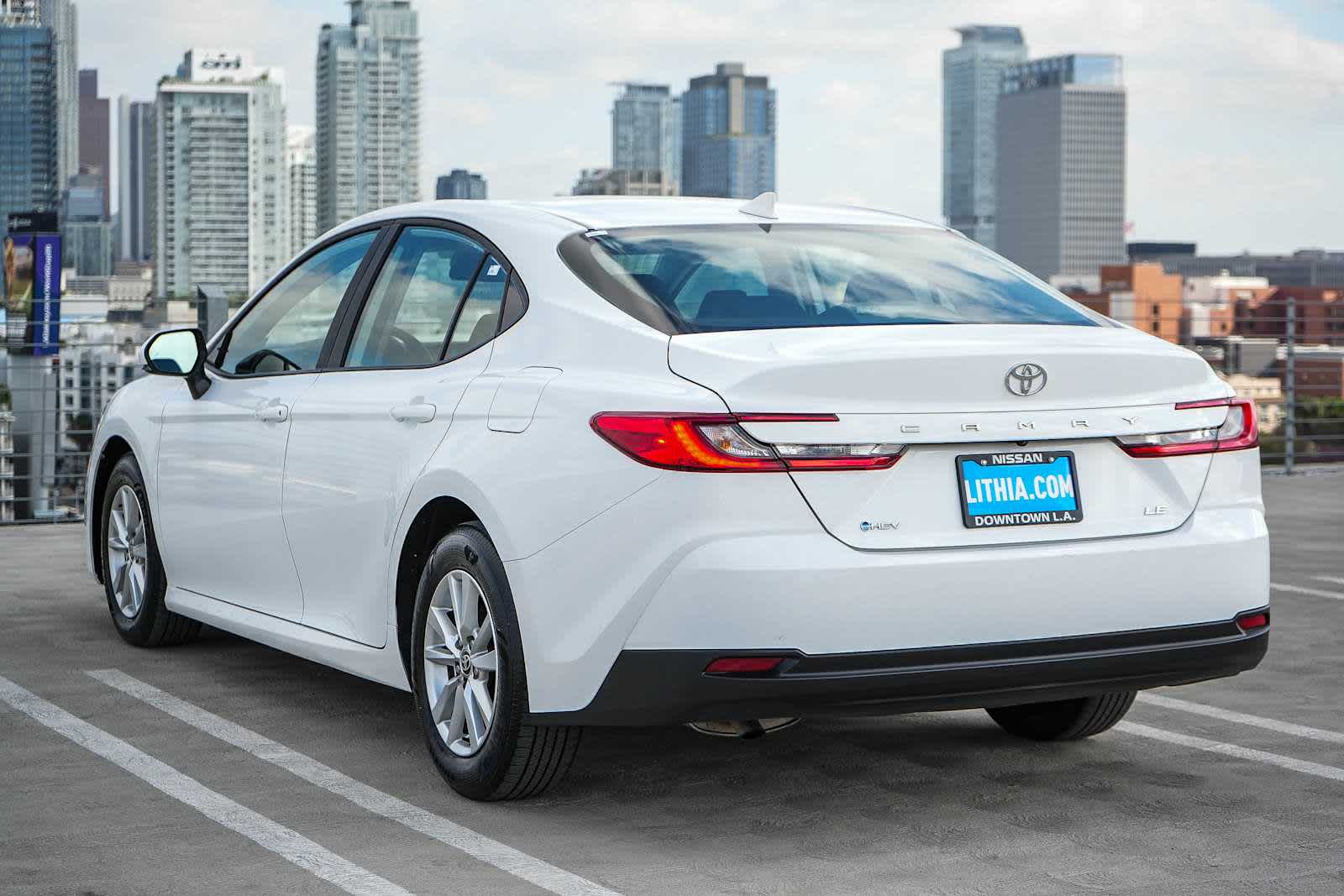 Thumbnail: 2025 Toyota Camry - 9