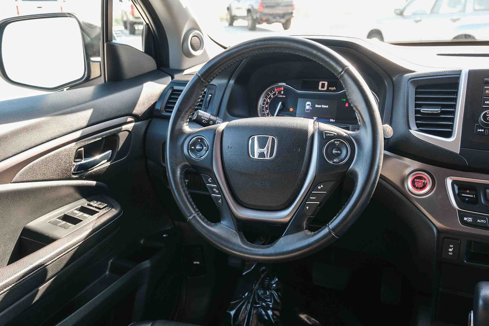 Thumbnail: 2019 Honda Ridgeline - 16