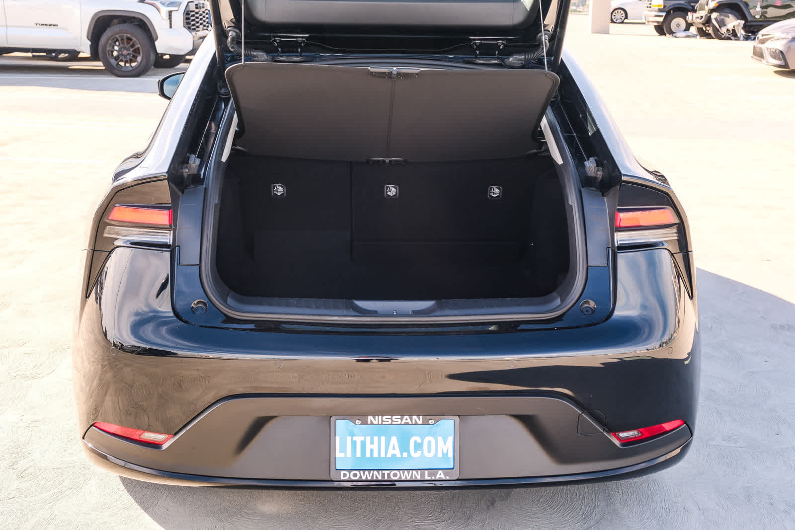 Thumbnail: 2025 Toyota Prius - 26