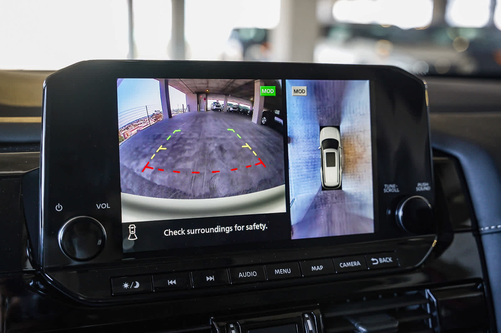 Thumbnail: 2025 Nissan Pathfinder - 27