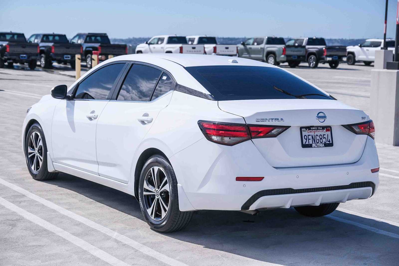 Thumbnail: 2023 Nissan Sentra - 5