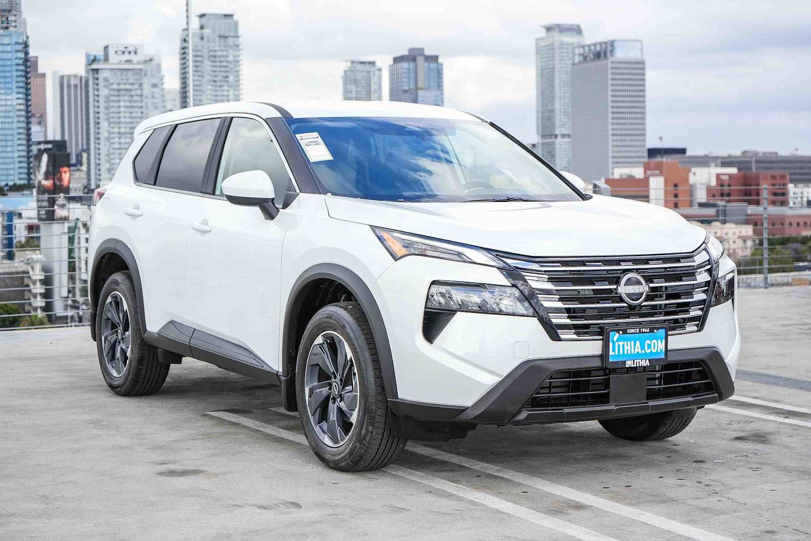 Thumbnail: 2026 Nissan Rogue - 3