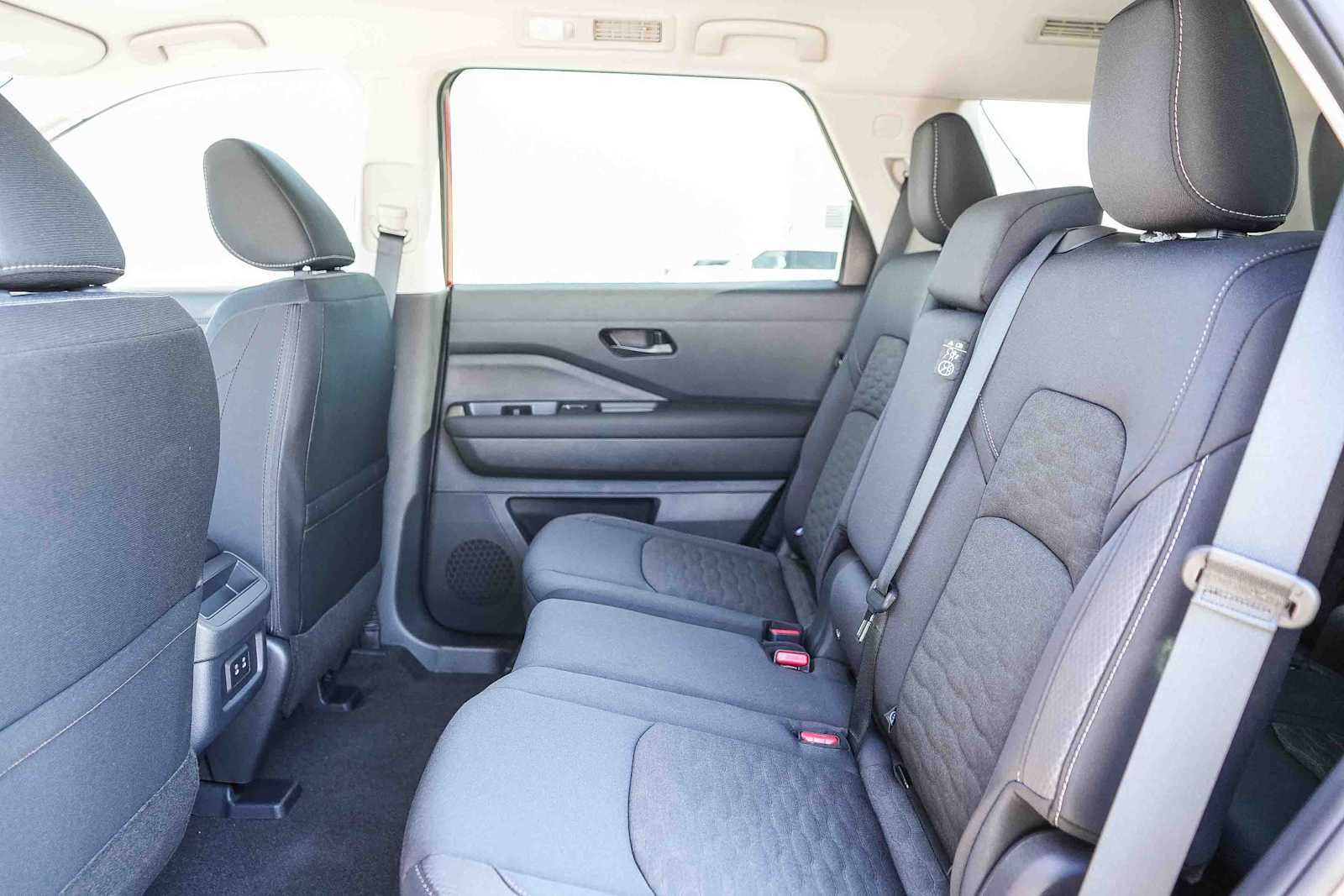 Thumbnail: 2026 Nissan Pathfinder - 20