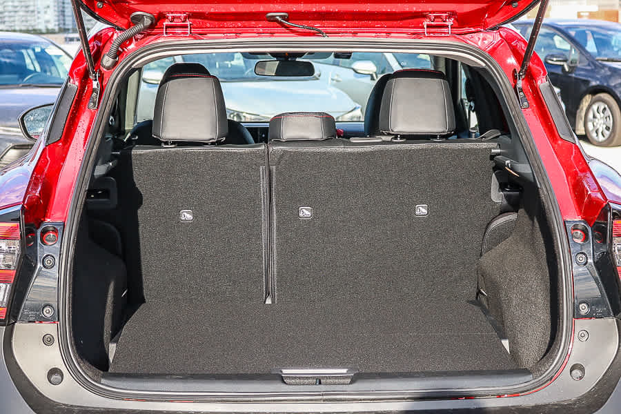 Thumbnail: 2026 Nissan Kicks - 12