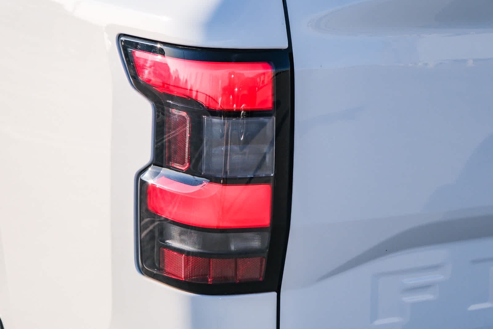 Thumbnail: 2023 Nissan Frontier - 7