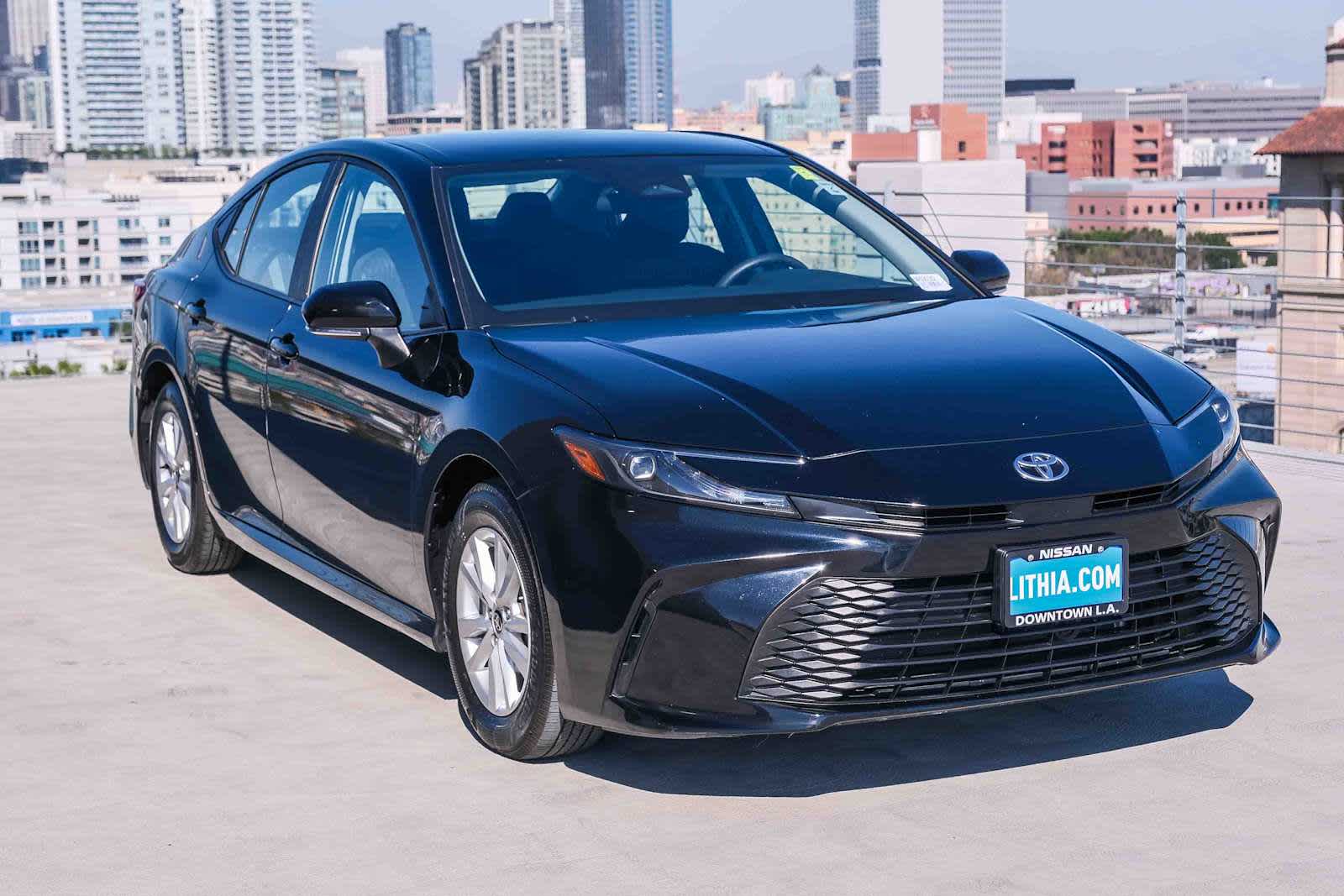 Thumbnail: 2025 Toyota Camry - 3