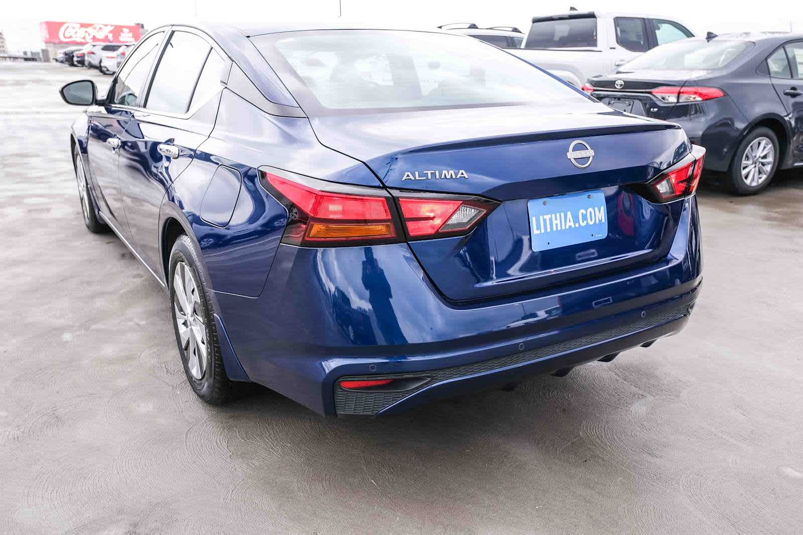 Thumbnail: 2023 Nissan Altima - 9