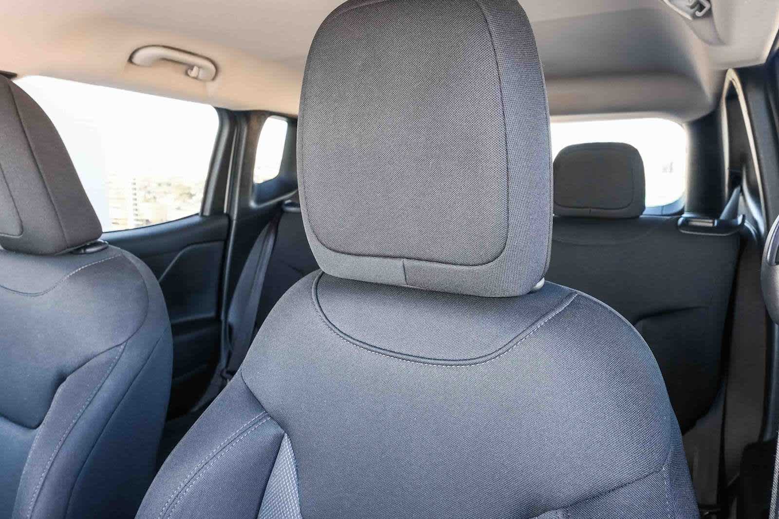 Thumbnail: 2023 Jeep Renegade - 21