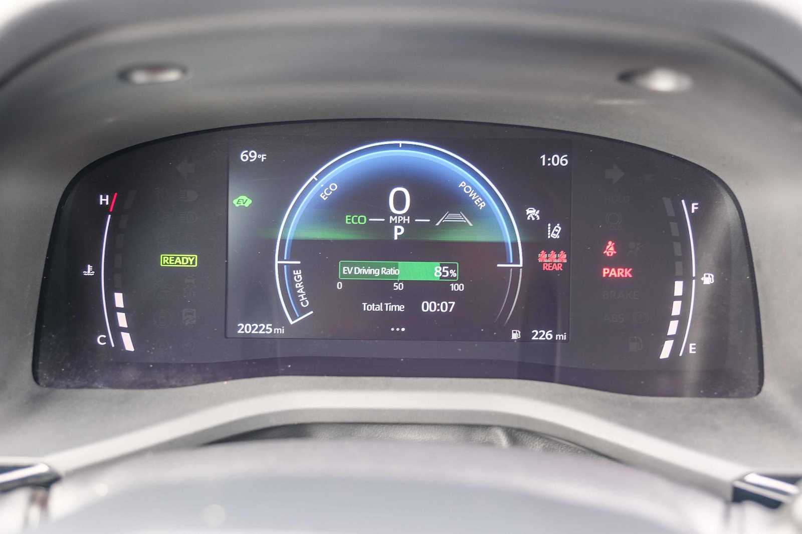 Thumbnail: 2025 Toyota Camry - 24