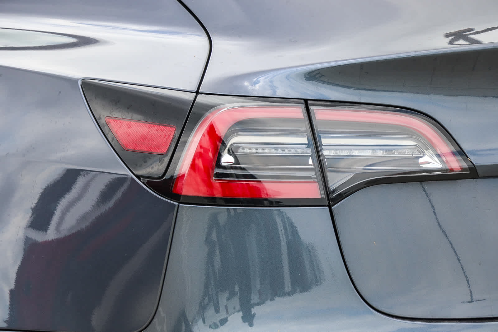 Thumbnail: 2022 Tesla Model 3 - 9