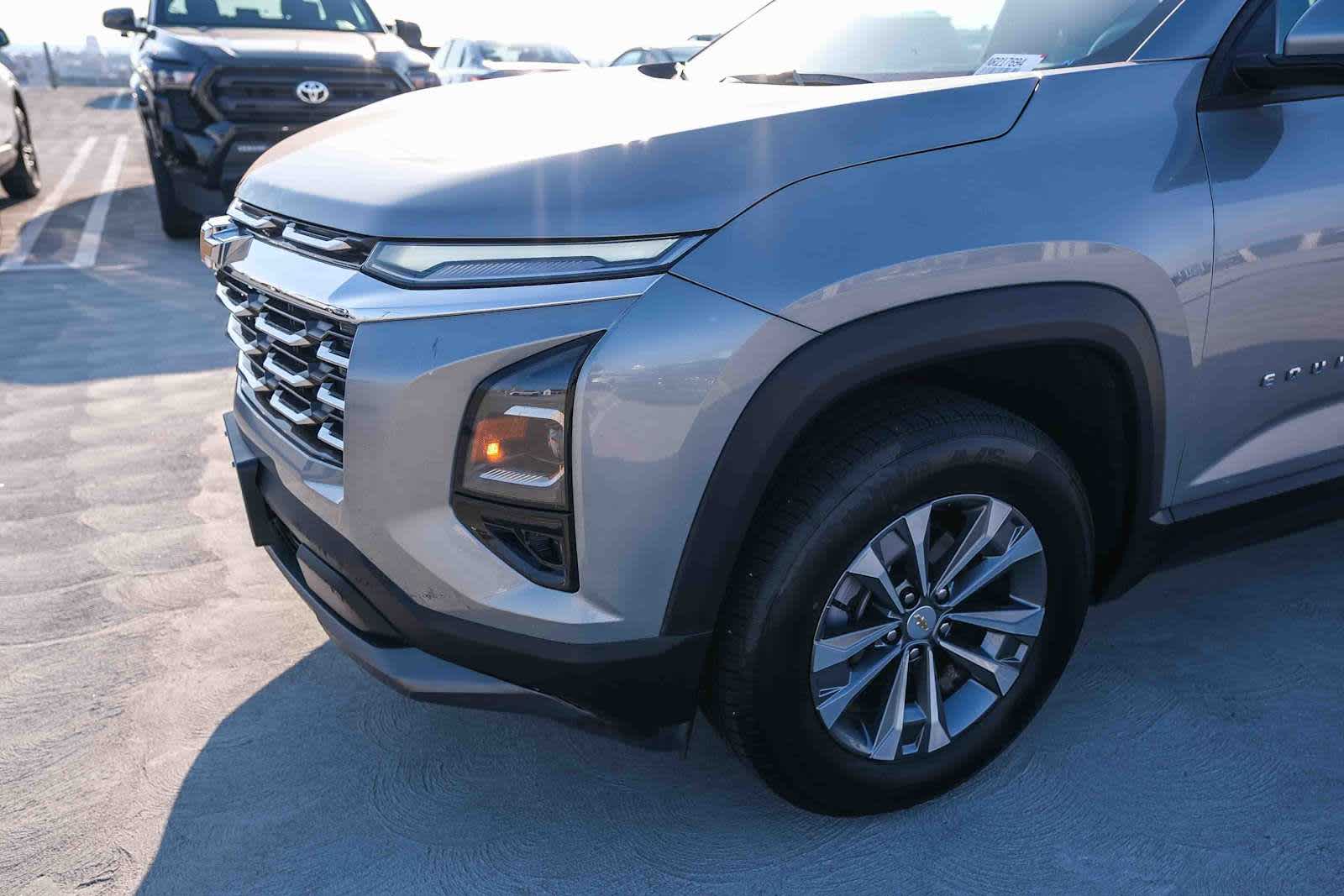 Thumbnail: 2025 Chevrolet Equinox - 10