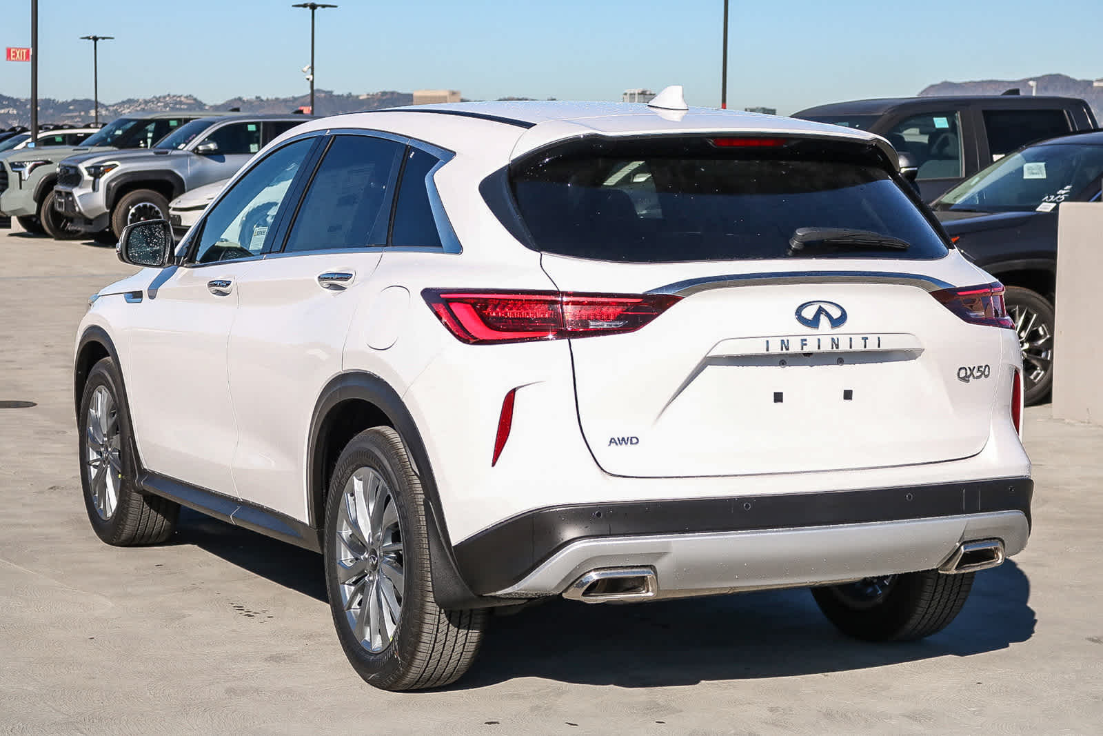 Thumbnail: 2025 INFINITI QX50 - 8