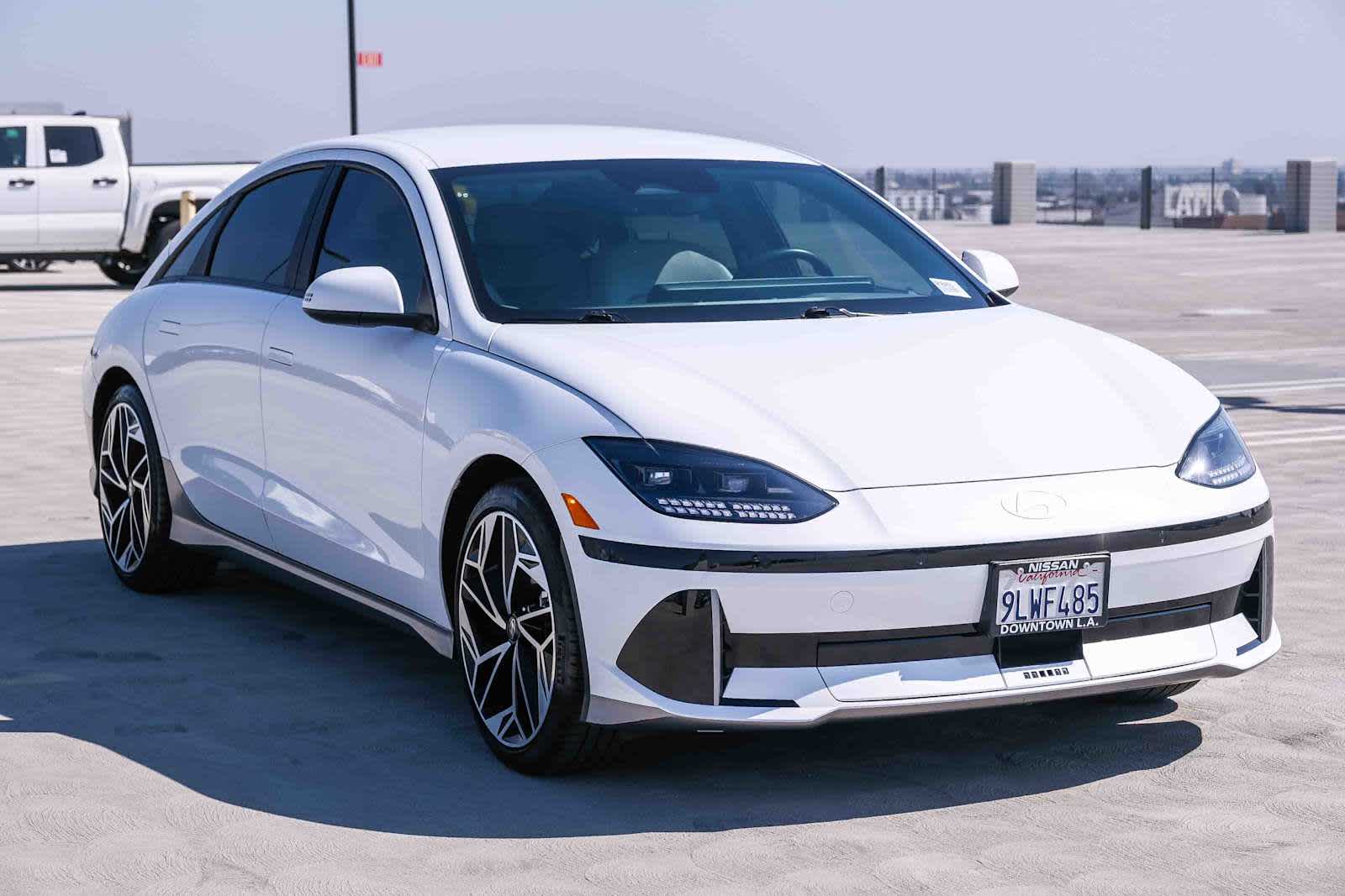 Thumbnail: 2024 Hyundai Ioniq 6 - 3