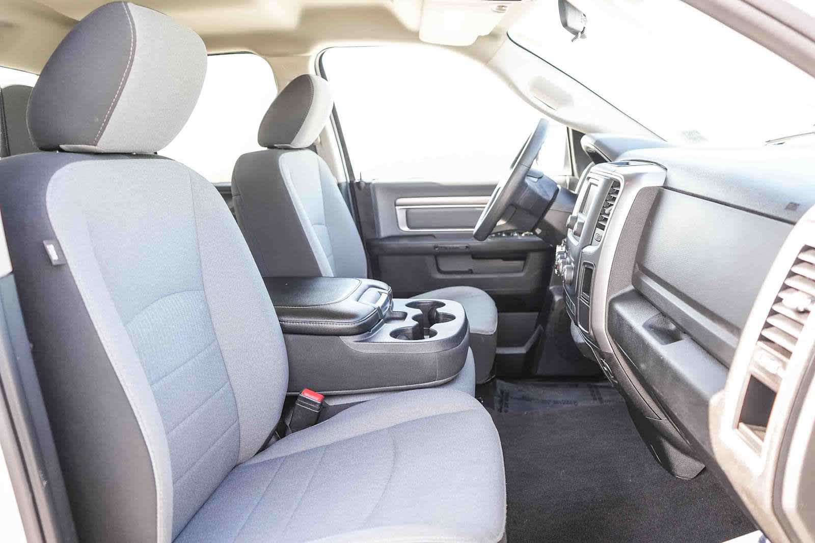 Thumbnail: 2024 RAM 1500 Classic - 16